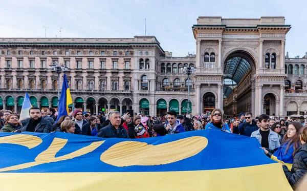 Milan Italie Février 2023 Après Guerre Russo Ukrainienne 1Er Anniversaire — Photo
