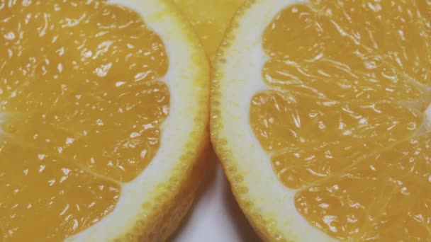 Šťavnatý Pomeranč Řezu Makro Jezdec Záběr — Stock video