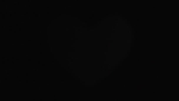 Siyah Arkaplanda Beyaz Kalp Farklı Desenler Grafikler — Stok video