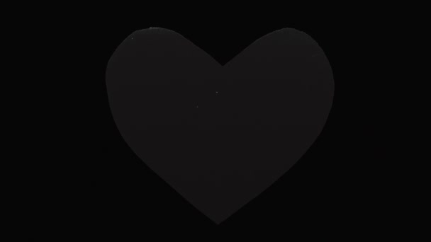 Corazón Negro Con Gotas Lluvia Sobre Fondo Negro Primer Plano — Vídeos de Stock