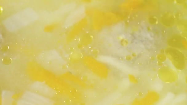Картофельный Суп Лапшой Фрикадельками Крупным Планом — стоковое видео