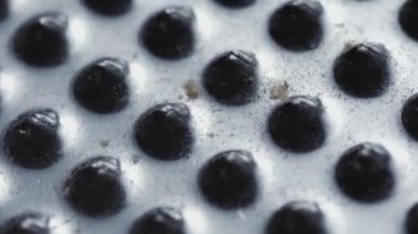 Makro kaydırak, soyutlama, düzensiz metal yüzey, ayak fırçası..