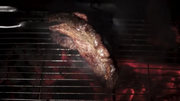Flip Steak Burger Meat Close — Stock video
