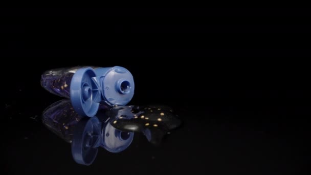 Blue Jar Antiseptic Gel Dolly Slider Extreme Close Laowa Probe — Vídeo de Stock