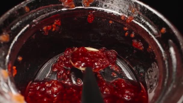Jar Raspberry Jam Take Out Jam Spoon Dolly Slider Extreme — стокове відео