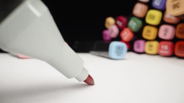 Multi Colored Markers Table Red Marker Draws Curved Line Paper — Video