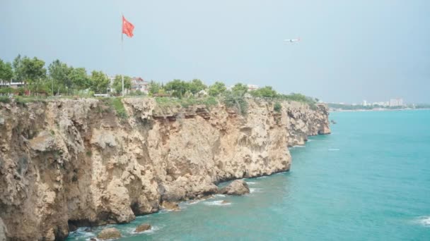 Turkey Flank Edge Cliff Sea Plane Starts Land — Stok video