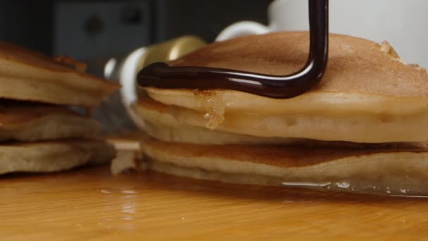 Pour Stack Pancakes Chocolate Extreme Close — Stock Video