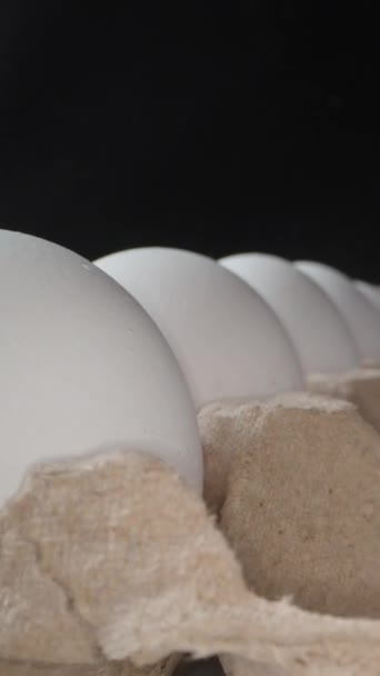 Αυγά Είναι Χαρτόκουτο Καλύπτω Καπάκι Dolly Slider Ακραία Από Κοντά — Αρχείο Βίντεο