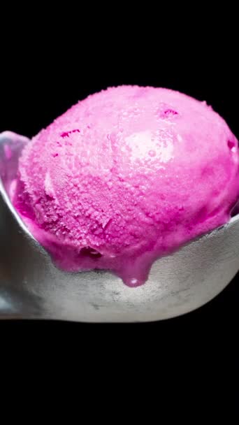 Вертикальное Видео Время Истекает Таяния Розового Совок Мороженого Капания Специальной — стоковое видео