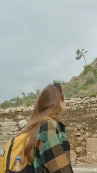 Vertical Video Young Woman Orange Backpack Wearing Green Plaid Shirt — Stock Video