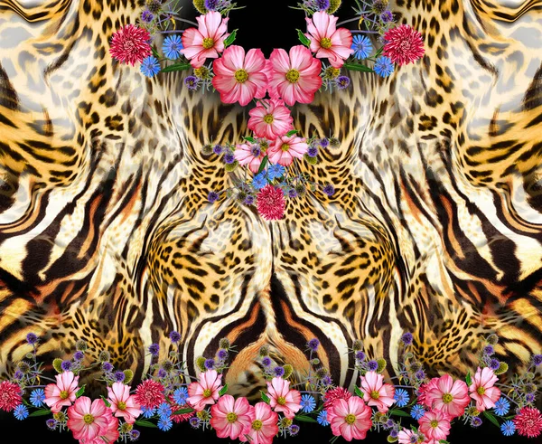 Flores Misturar Leopardo Padrão Fundo Fotografias De Stock Royalty-Free