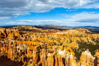 Bryce Kanyonu Ulusal Parkı, Utah, ABD