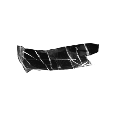 Şeffaf arkaplanda f alüminyum folyo parçası 