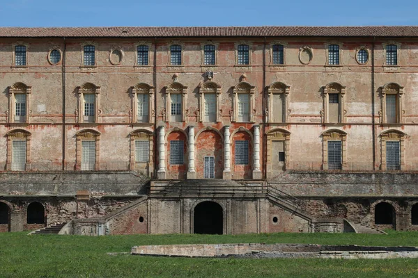 Vévodský Palác Sassuolo Modena Itálie Starobylá Rodina Estense Architektonické Detaily — Stock fotografie