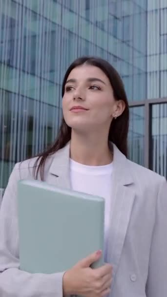Vertical Video Cheerful Young Adult Business Woman Walking Outdoors Corporate — Stock Video