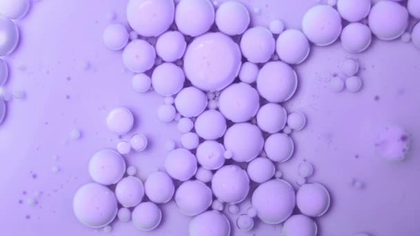 Фиолетовые Плавающие Пузыри Нефтяной Базе Акриловая Краска Абстрактный Фон Лицензионные Стоковые Видеоролики