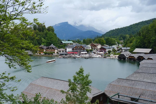 Pier Lago Konigssee Baviera Alemanha Dia Nublado Com Casas Turismo — Fotografia de Stock