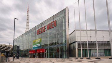 Messe Wien Kongre Merkezi, cam bina dışı. Viyana, Avusturya - 25 Eylül 2023.