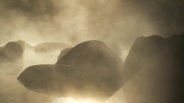Θερμές Πηγές Και Ομίχλη Στην Ταϊλάνδη Πρωινό Φως Του Ήλιου — Αρχείο Βίντεο