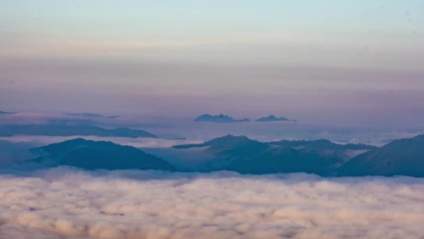 Vista Aerea Sulle Montagne Con Mare Nebbia Durante Alba Del — Video Stock