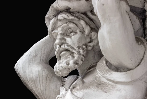 古希腊巨人亚特兰蒂斯把世界托付在他的肩上 — 图库照片