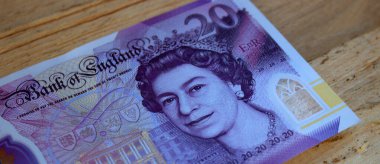 20 poundluk yakın plan çekimin parçası.