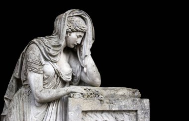 Ölüm, acı ve azap dolu savaşçı bir meleğin.