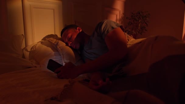 Insomnia Night Dark Skinned Guy Tired Disturbed Anxiety Trying Rest — Stock videók