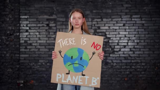 Group Protesting Youth Protesting Environmental Pollution Global Warming — Stock Video