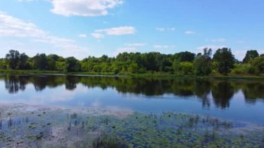 Polonya 'daki Narew Nehri, İHA' dan ateş açıldı.