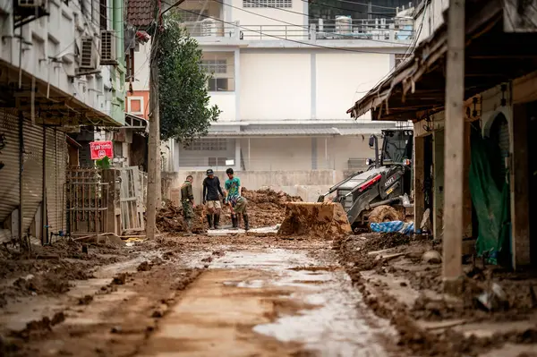 Baharatlı ve baharatlı Mala güveç. Sıcak ve baharatlı.