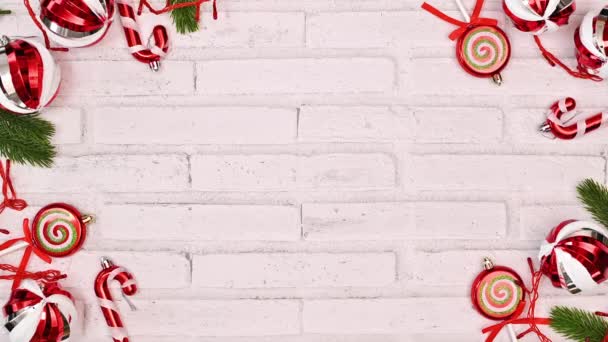 Петля Мерехтить Червоними Вогнями Різдвяній Листівці Червоними Прикрасами Зупинити Рух — стокове відео