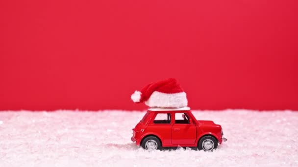Милий Червоний Автомобіль Різдвяні Пригоди Стоп Відео Руху Милого Червоного — стокове відео
