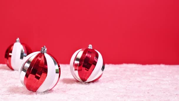 Magia Natal Vermelho Branco Padrões Criativos Emergem Ornamentos Natal Vermelho — Vídeo de Stock
