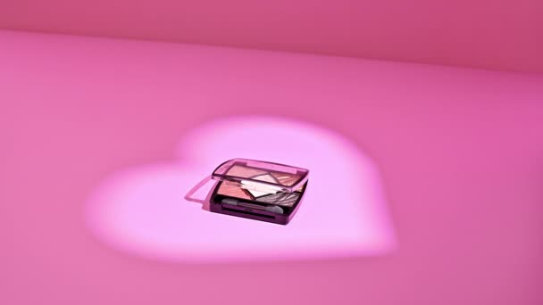 Heartlit Elegance Stop Motion Eye Shadow Palette Pink Canvas — стоковое видео
