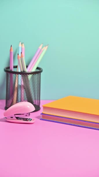 Vertical Stop Motion Stationery Appearing Pastel Background — Stock Video