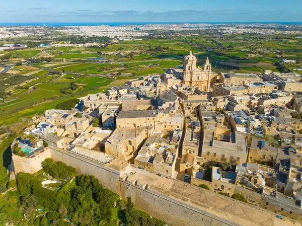 Mdina Şehri - Malta adasının eski başkenti, insansız hava aracı manzaralı
