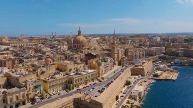 Valletta 'nın insansız hava aracı görüntüsü - Malta adasının başkenti