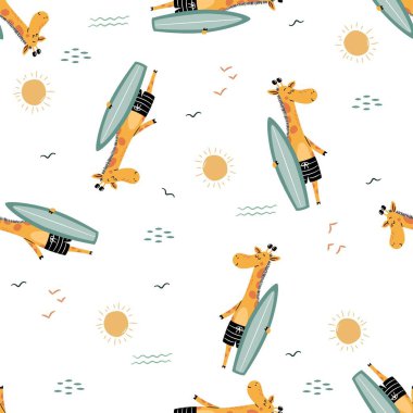 Kusursuz vektör deseni. Yüzme şortlu şirin zürafa elinde sörf tahtası, beyaz arka planda yaz elementleri. Vektör illüstrasyonu