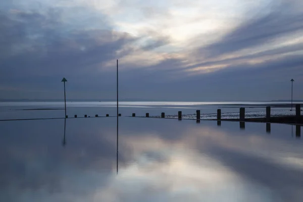 Reflections Westcliff Beach Southend Sea Essex England United Kingdom — Fotografia de Stock