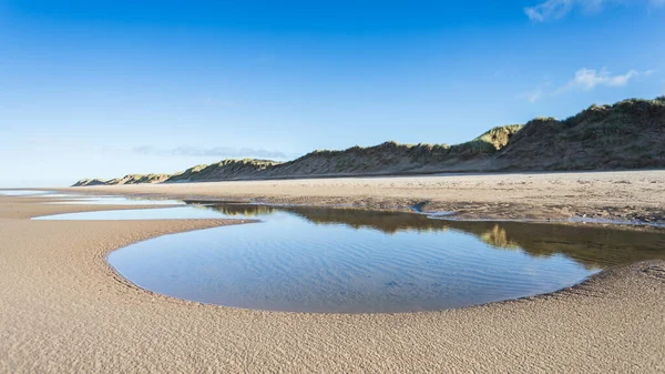 Chain Tidal Pools Seen Formby Beach Reflecting Sand Dunes Which — Stock Photo, Image