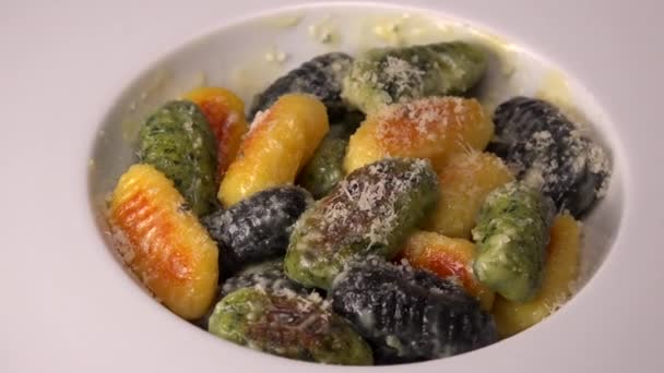 Πολύχρωμα Gnocci Πατάτα Peru Ιταλική Τροφίμων Σπιτικά Υψηλής Ποιότητας Φωτογραφία — Αρχείο Βίντεο