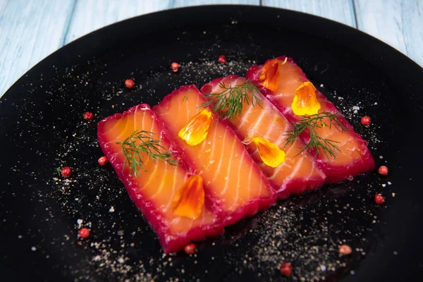 stock image Recipe for gravlax salmon marinated with beet and avocado mayonnaise sauce. High quality photo