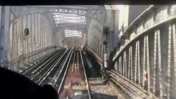 Metro Treni Istasyona Giriyor Zaman Aşımı Paris Fransa Demiryolu Treni — Stok video