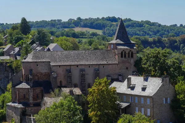 Francia Aveyron Bozouls Trou Bouzouls Chiesa Sainte Fauste Foto Alta — Foto Stock