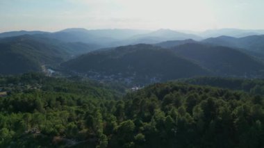 Val les Bains yakınlarındaki kırsal alan, Ardeche, Fransa, Avrupa. Yüksek kalite fotoğraf