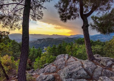 Val les Bains yakınlarındaki kırsal alan, Ardeche, Fransa, Avrupa. Yüksek kalite fotoğraf