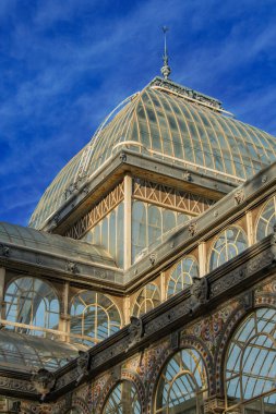 Palacio de Cristal in the Parque del Retiro, Madrid, İspanya, yüksek kaliteli fotoğraf