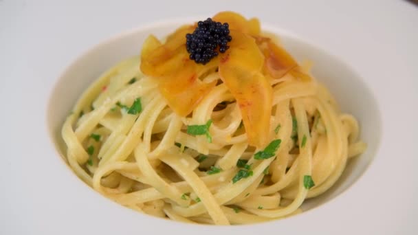 Linguine Pasta Recipe Poutargue Lemon Garlic Lemon Zest Fresh Cream — Αρχείο Βίντεο